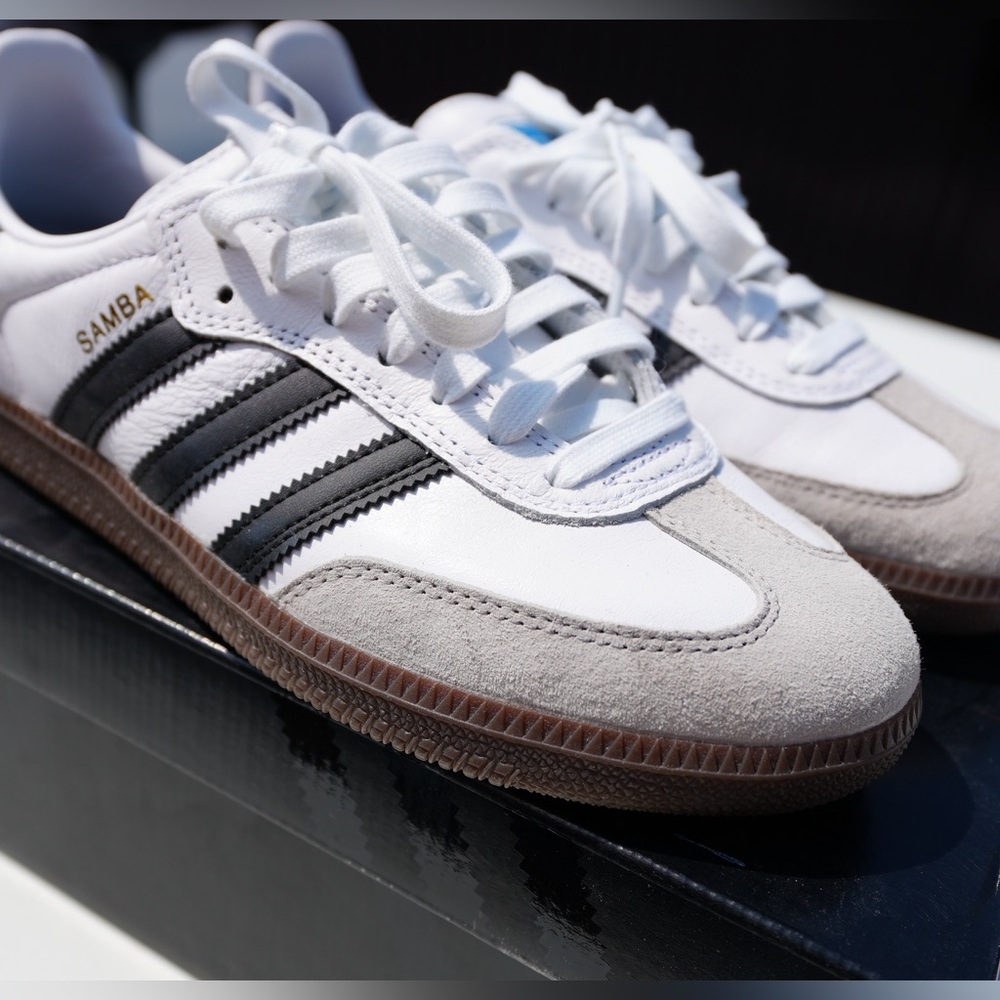 Adidas Samba OG – Men’s 7 / Women’s 8.5 – White Black Gum – NWOT